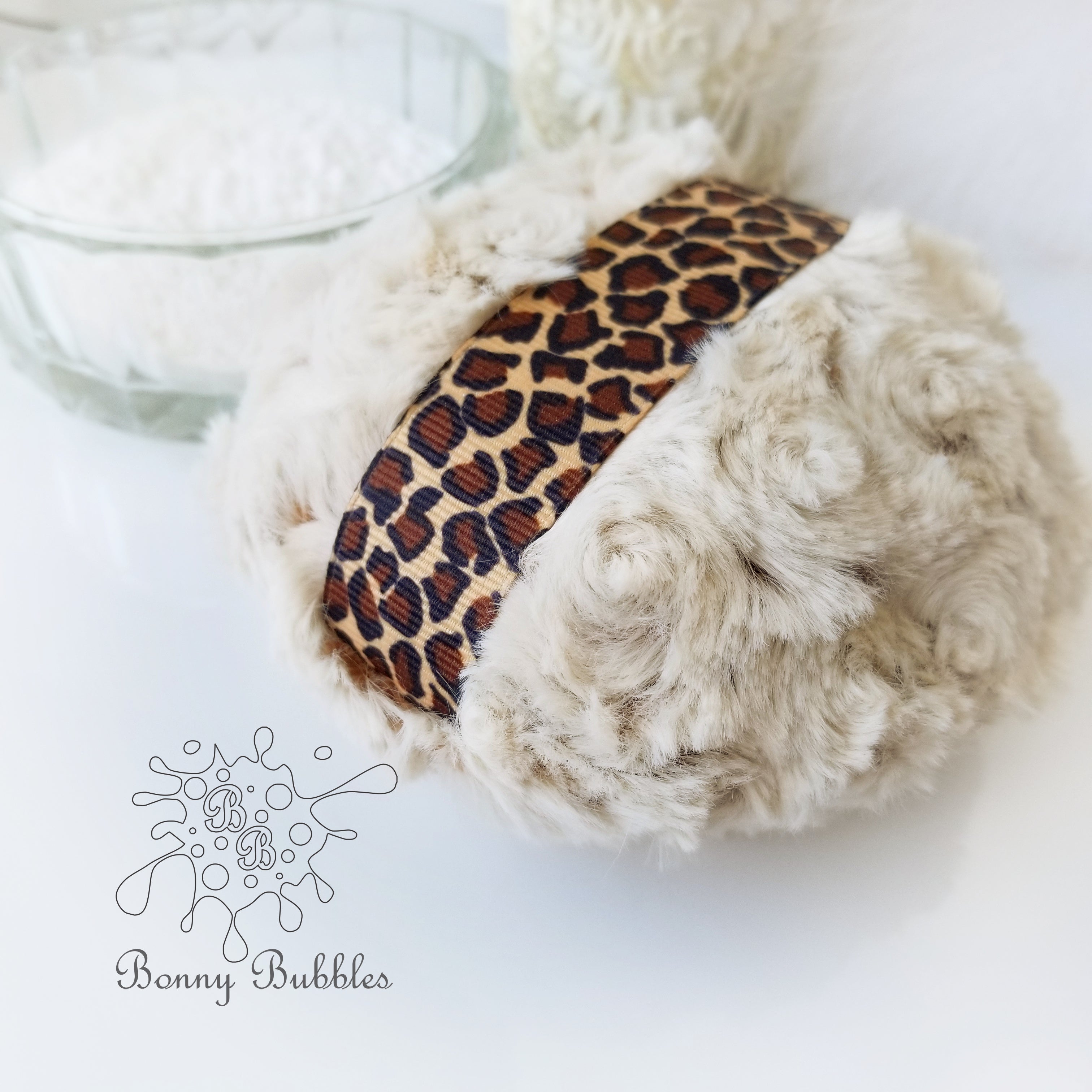 leopard puff